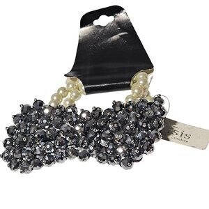 Isis Creative Faux Pearl Beaded Stretch Bracelet Silver Bow Encrusted Accent